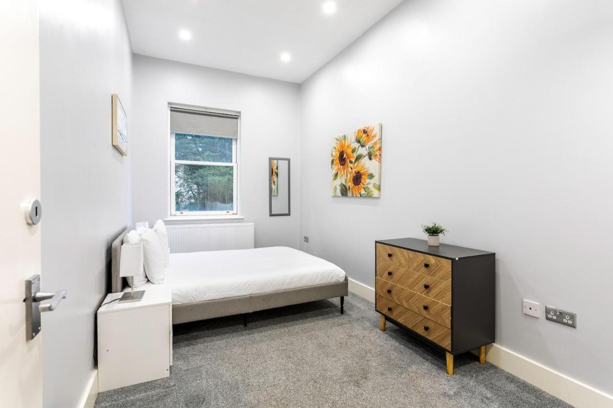 Apartment Spacious Clapham Junction Flat Near Station Long Friendly London