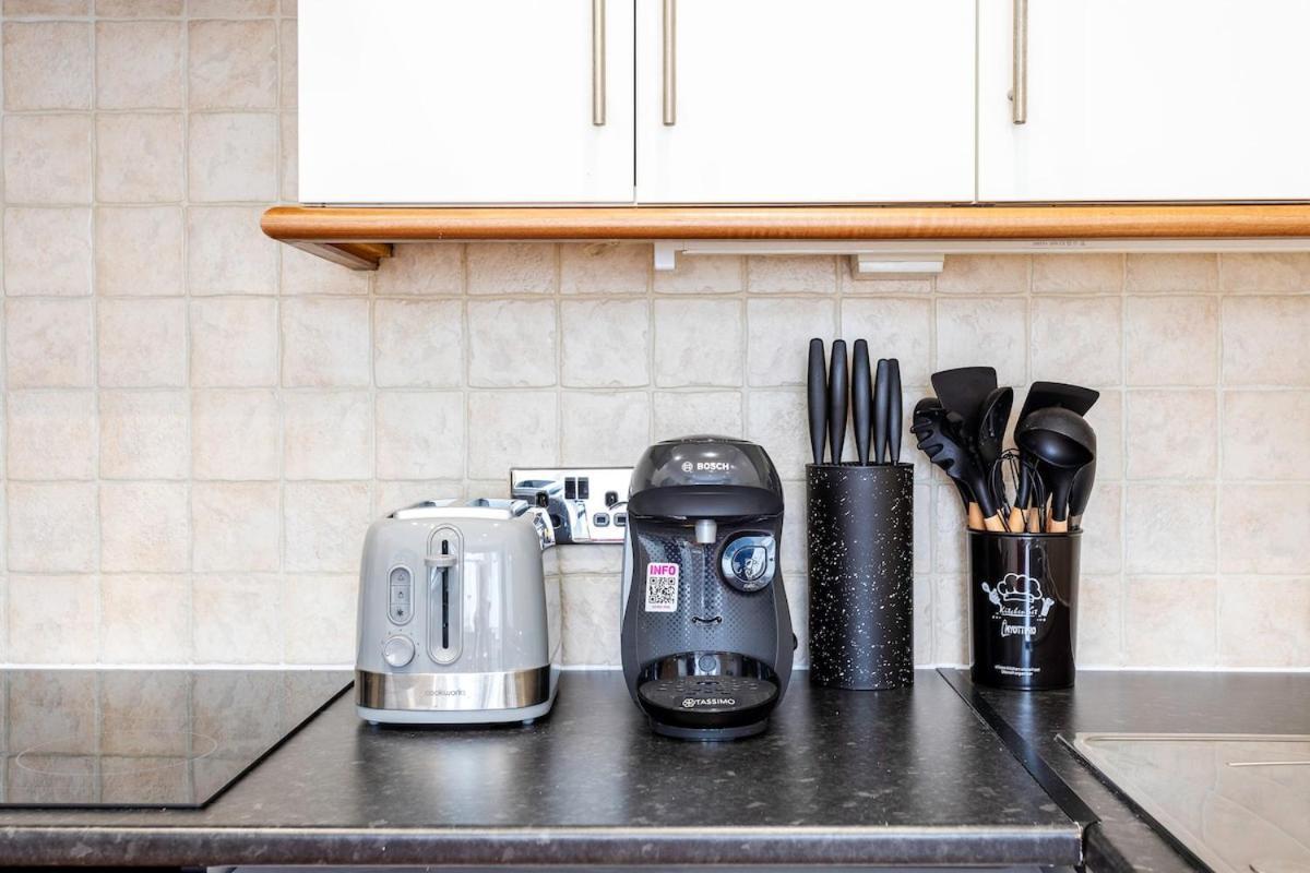 Spacious Clapham Junction Flat Near Station Long Friendly Apartment
